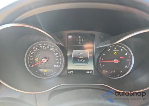 2018 Mercedes-Benz C 300 из США, поврежденный, VIN 55SWF4JB0JU240232